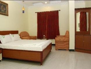 Shri Perumal Inn Pondicherry Eksteriør bilde